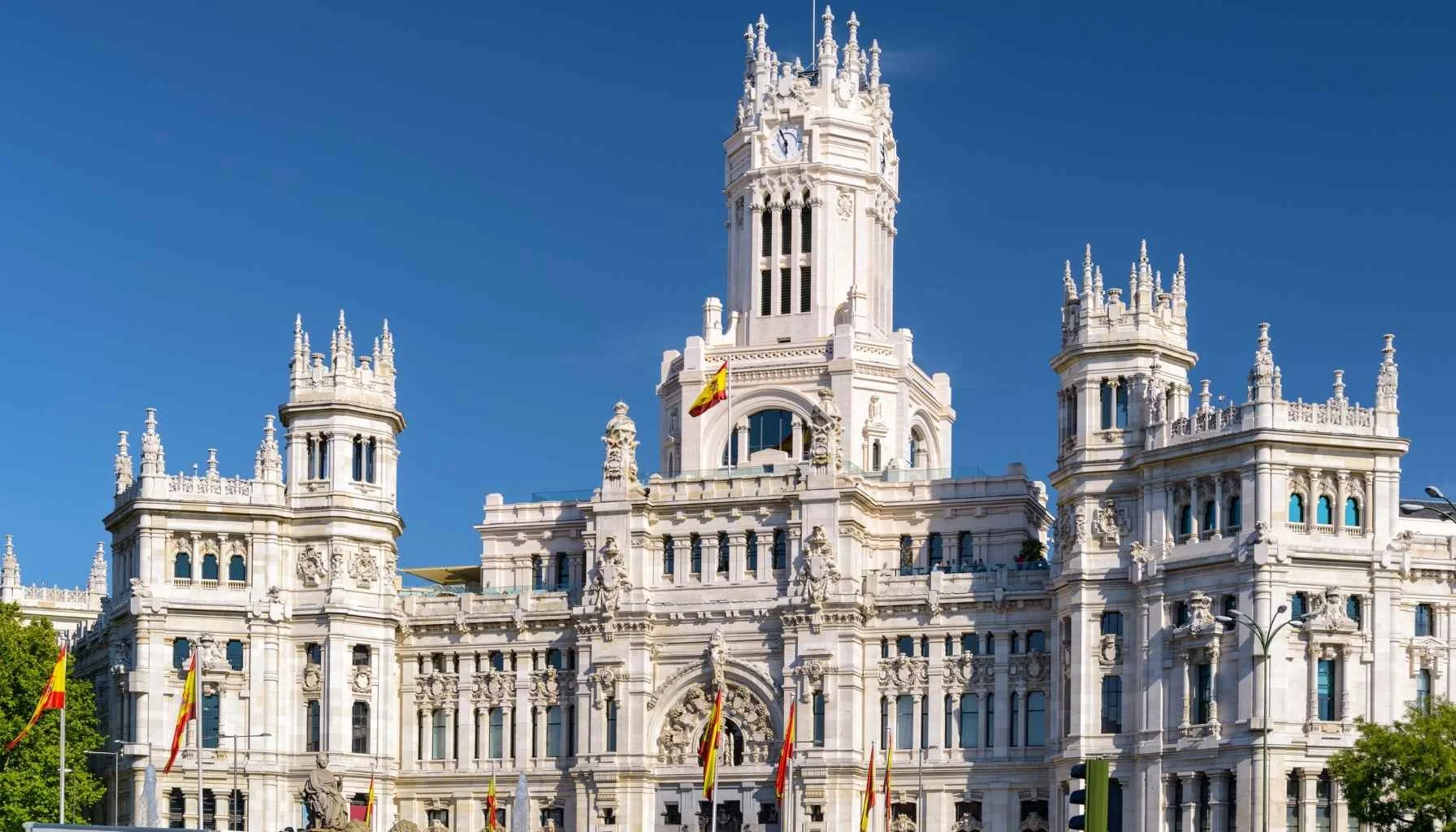 Agencia de Actividades (ADA) Madrid: Qué es, qué trámites gestiona y cómo contactar